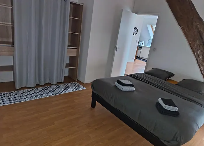 Lägenhet Le Calme De Montaupin *