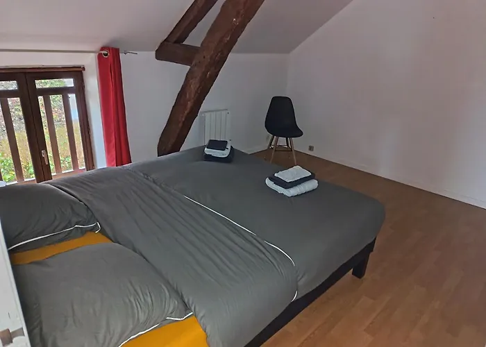 Lägenhet Le Calme De Montaupin *